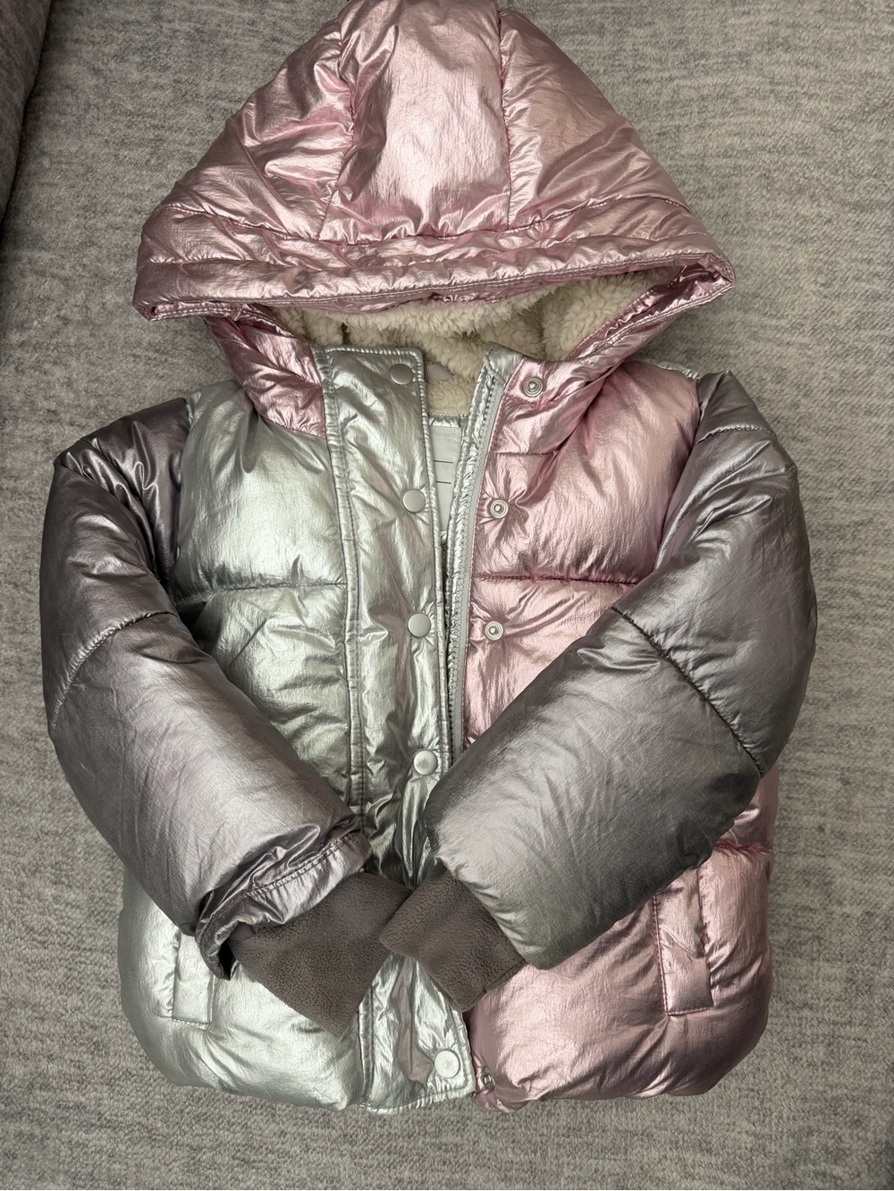 Girls' Gap Metallic Pink & Silver Puffer Jacket with Hood 4T